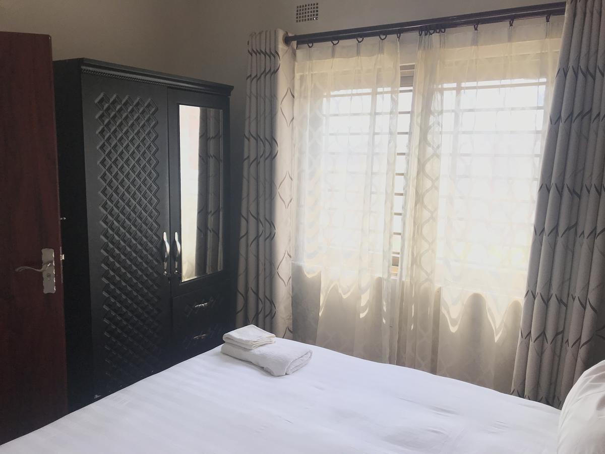 Northern Rock Hotel Mpika Экстерьер фото